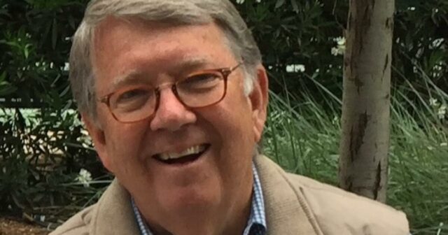 O ex -executivo da CBS e da Disney TV, James Stark Bennett, morre aos 78

