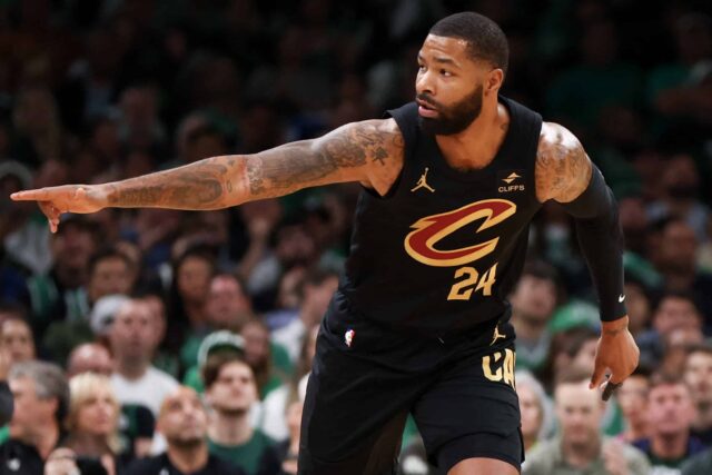 De acordo com mais de um relatório na terça -feira, o ex -jogador da NBA, Marcus Morris, foi preso por uma forte fraude depois de ser acusado de saltar duas inspeções no valor de US $ 265.000 em cassinos de Las Vegas.