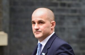 O ex-presidente do Tory, Sir Jake Berry, defende a reforma do Reino Unido e explica que é “a última chance de retirar o Reino Unido” Back “ O ex -presidente Tory, Sir Jake Berry, descontinuou para reformar o Reino Unido e diz que o partido de Nigel Farage é