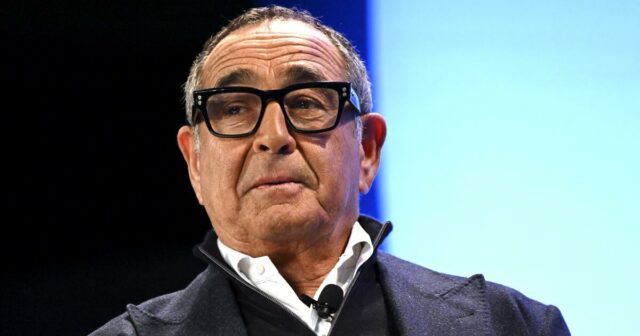 O fundador da UTA e Medialink, encerra a luta legal para a aquisição


