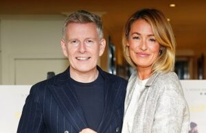 O gigantesco projeto de renovação de £ 5 milhões em Hampstead exclusivo que “chocou” Cat Deeley antes de compartilhar de Patrick Kielty após 12 anos de casamento Antes de Cat Deeley, 48, e Patrick Kielty, 54, tomaram a decisão de encerrar o casamento, eles compraram uma casa em ruínas em Hampstead, norte de Londres por £ 5 milhões 2023