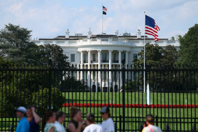 O governo Trump considerou o novo método para emitir H-1BS

