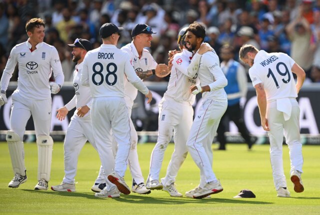 Eu Stokes e Shoaib Bashir. (Empréstimos de imagem: Getty)