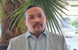 O legislador DPR Martin Tumbelaka, espera que a polícia nacional se torne um policial amado pelas pessoas de acordo com o mandato de Pabowo O legislador DPR Martin Tumbelaka, espera que a polícia nacional se torne um policial amado pelas pessoas de acordo com o mandato de Pabowo