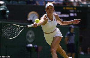 O mais bonito estreante de Wimbledon revela uma figura chocantemente exata em sua conta bancária antes de virar sua carreira no início deste ano Carson Branstine saiu na primeira rodada de Wimbledon, mas leva para casa uma quantidade saudável