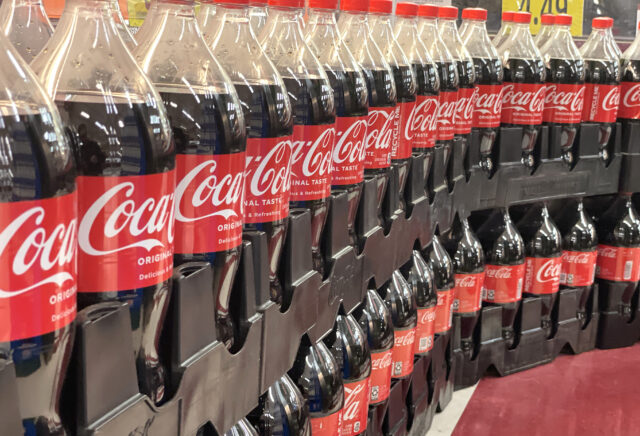 O mapa mostra os países atuais da Coca-Cola com açúcar de cana

