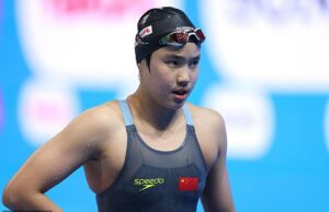 O nadador chinês, 12 anos, erra na Copa do Mundo O nadador chinês Zidi Yu terminou 0,06 de uma medalha nas Copas do Mundo com apenas 12 anos