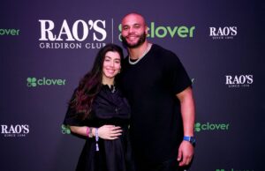 O noivo de Dak Prescott, Sarah Jane, comemora o 32º aniversário de Cowboys QB com uma mensagem privada March Madness Logo