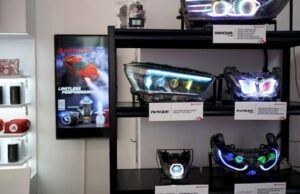 O projetor de carros está se tornando mais sofisticado O projetor de carros está se tornando mais sofisticado