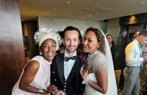 O que realmente aconteceu na recepção de casamento cheia de celebridades de Mel B de um cano para São Paulo e um ônibus de festa embriagado para um portador de anel muito doce Apesar de sua icônica imagem de cliques de festa, a queima de Mel B no cabeleireiro Rory McPhee foi um acordo baixo, mas Angellica Bell deu uma visão do grande dia