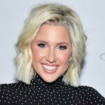 Savannah Chrisley fala sobre os primeiros dias de Todd e Julie após a prisão, o que se segue