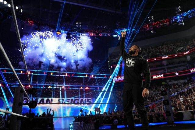 O romance reina após o erro acidental e reina para marcar uma partida dos sonhos? Descobrindo a possibilidade de WWE RAW

