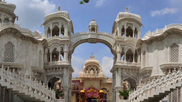 O templo do Martone se concentrou no crime de um nojo; A Índia busca ação

