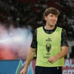 O treinador do Oxford United revelou más notícias sobre Romey Ole