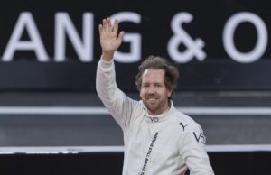 O velho estrela do Red Bull F1 Sebastian Vettel deixa uma grande pista sobre o retorno da corrida O velho estrela do Red Bull F1 Sebastian Vettel deixa uma grande pista sobre o retorno da corrida