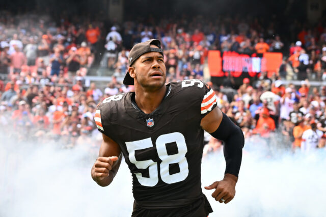 O zagueiro do Browns decide chocantemente se aposentar durante o campo de treinamento

