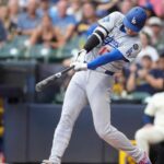 Ohtani leva misorowski completamente antes dos fãs de estreante 12