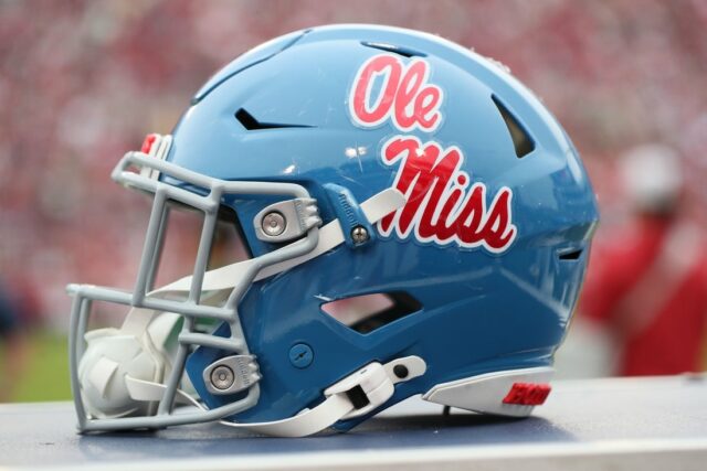 Futebol da NCAA: Mississippi no Arkansas