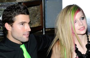 Olhando para o romance selvagem de 2 anos de Avril Lavigne e Brody Jenner Avril Lavigne e as tatuagens correspondentes de Brody Jenner, PDA e Kardashian Double Dates: Romance Rewind