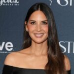Olivia Munn diz que os comentários negativos dos fãs a fizeram levar os cílios
