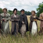 "Orgulhoso e preconceito": a Netflix representa a primeira visão de Emma Corrin, Olivia Colman e mais como uma família Bennet