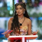 Ortega fecha de 'Love Island' sai da cidade no meio de uma reação violenta para o ressurgimento do insulto racial postes