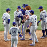 Os Dodgers fazem comércio com o Red Sox para arremessador de partida durável: Relatórios