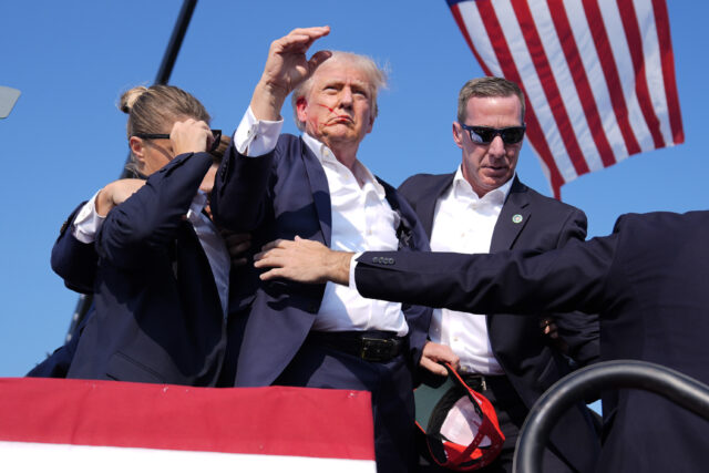 Os agentes do Serviço Secreto suspeitam após a oferta de assassinato de Trump: o que sabemos

