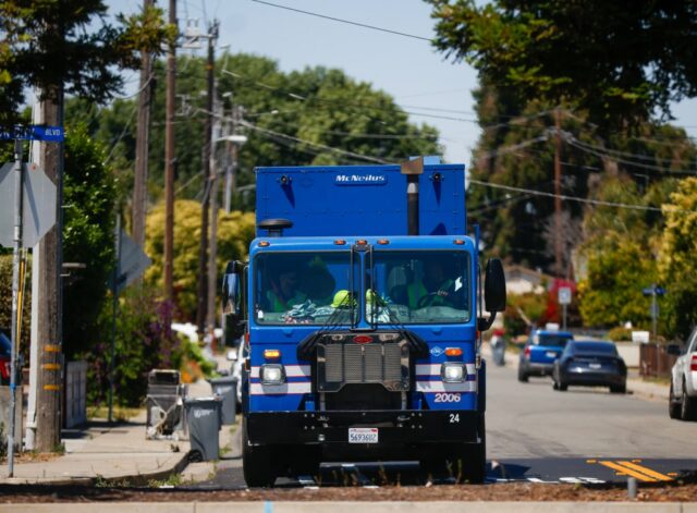 Os funcionários do saneamento da Bay Area retornarão ao trabalho no sábado

