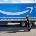 Os investidores da Amazon estão procurando sinais de ordens de IA, com as ações sendo atrasadas