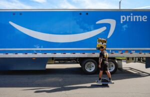 Os investidores da Amazon estão procurando sinais de ordens de IA, com as ações sendo atrasadas Os investidores da Amazon estão procurando sinais de ordens de IA, com as ações sendo atrasadas