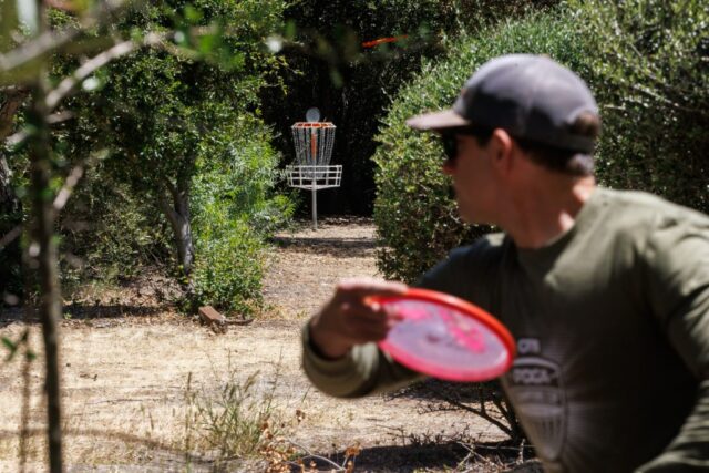 Os lugares de golfe de disco se multiplicam na área da baía, enquanto o esporte sobe do limite

