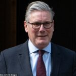 A promessa de Sir Keir Starmer de reconhecer um estado palestino riscos que quebram o direito internacional, alguns dos principais advogados do Reino Unido alertaram