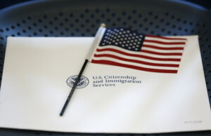 Os portadores de green card fazem o atraso de grande imigração: saber Os portadores de green card fazem o atraso de grande imigração: saber