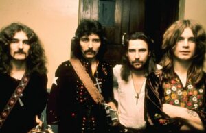 ‘Ozzy Forever’: Veja a homenagem de Black Sabbath a Ozzy Osbourne após sua morte Geezer Butler, Tony Iommi, Bill Ward e Ozzy Osbourne em 1970