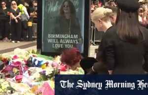 Ozzy Osbourne se despediu de milhares de fãs no país Ozzy Osbourne se despediu de milhares de fãs no país