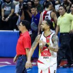 As finais da Copa do PBA Filipin contra o Chris Ross TNT Tropang 5G de San Miguel Beermen.