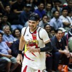 June Mar Fajardo, de junho de San Miguel Beemenmen, as finais da Copa Filipin são contra o TNT TNT TNT TLOPANG 5G no jogo 3.