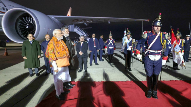 PM Modi para manter uma reunião bilateral com o presidente da Argentina Miley: Francie Astanesh

