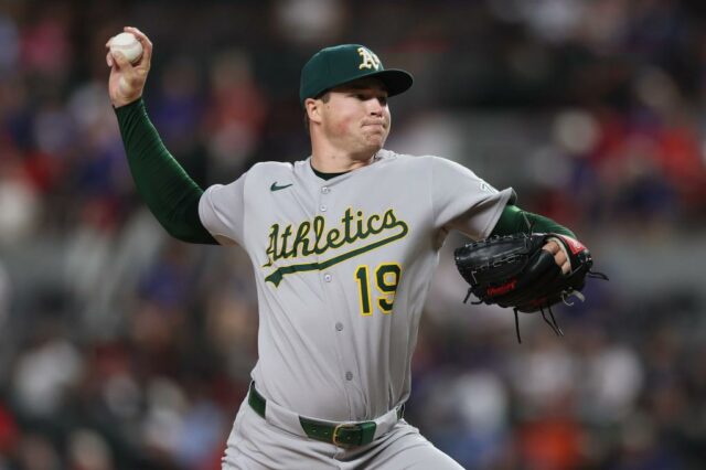 Mason Miller agora está fechando jogos para Padres.