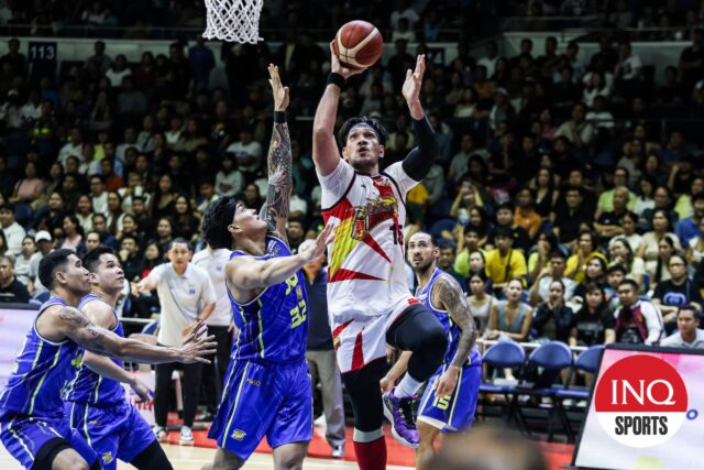 June Mar Fajardo, de junho de San Miguel Beemenmen, as finais da Copa Filipin são contra o TNT TNT TNT TLOPANG 5G no jogo 3.