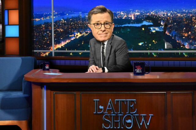 Para resumir sobre a queda de Stephen Colbert e seu programa tardio: "Perda de dinheiro à esquerda e direita"

