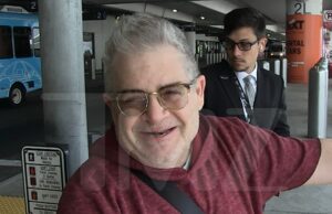 Patton Oswalt disse a Ratatouill para cair para revisão do movimento ao vivo Patton-Oswalt-Kal-07-14-2025