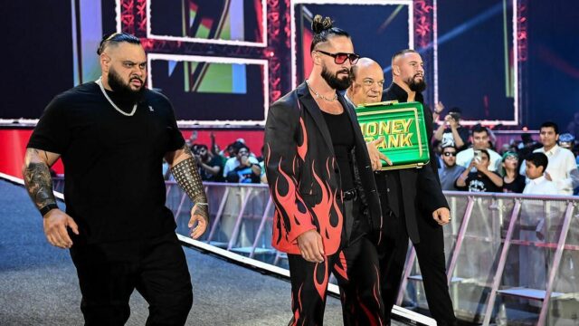 Paul Heyman compartilha uma imagem sem precedentes da tentativa de dinheiro de Seth Rollins na WWE Night of Champions


