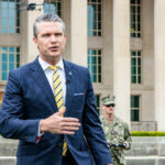 Pentágono Arrows Metallica Song Pete Hegseth 'DRINE DOMINANCE'