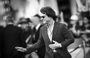 “Pergunte a Katie Holmes como isso vai”: Redditors critica o Scientology de Tom Cruise em PDA News e PDA News Tom Cruise "Missão: Impossível - Último Cálculo" - Texas PA Tour (Pecan Lodge) - Fonte: Getty