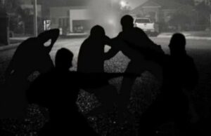 Confronto entre apoiantes do TNI-Brimob no Campo de Futsal de Buton, esta é a explicação do Chefe do Serviço de Informação do Exército Perseguido até que ele quebrou, a vítima ficou suspeita