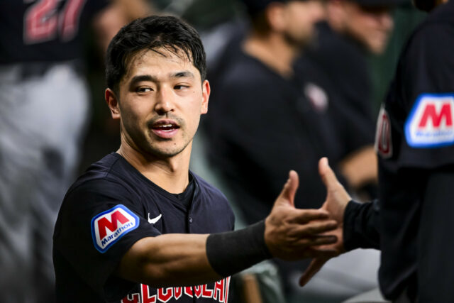 Phillies Land Steven Kwan neste Phillies-Guardies de quatro jogadores selecionados

