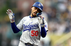 Por que Mookie Betts não fundem imediatamente os Dodgers para a série do Red Sox Por que Mookie Betts não fundem imediatamente os Dodgers para a série do Red Sox