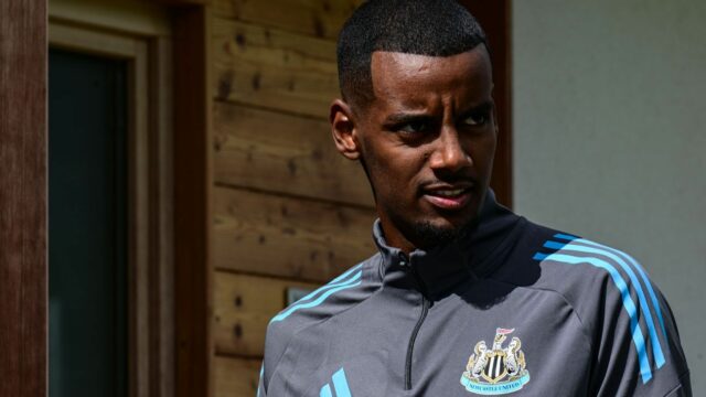Por que o Liverpool ainda quer Alexander Isak em meio a despesas em massa no verão


